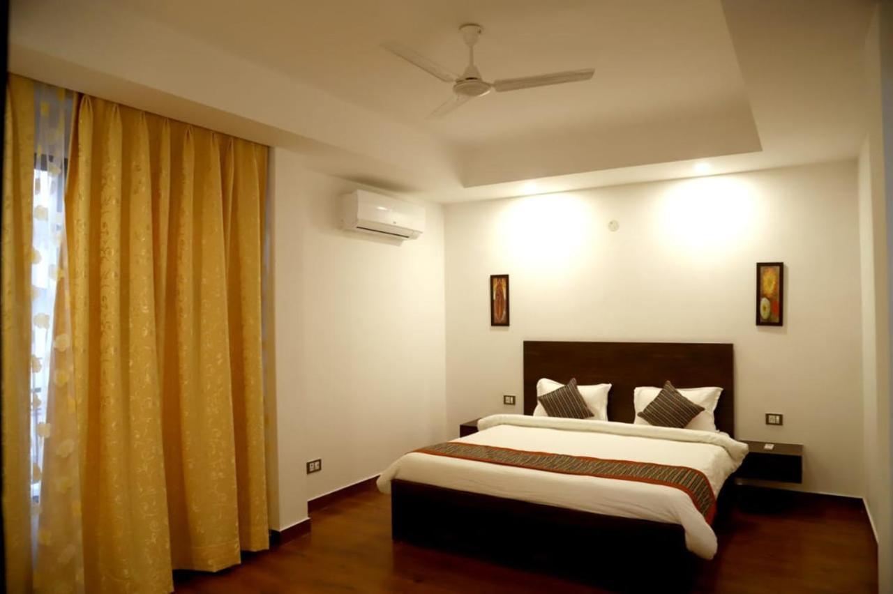 Country Inn Hotels & Resorts Vrindāvan Extérieur photo