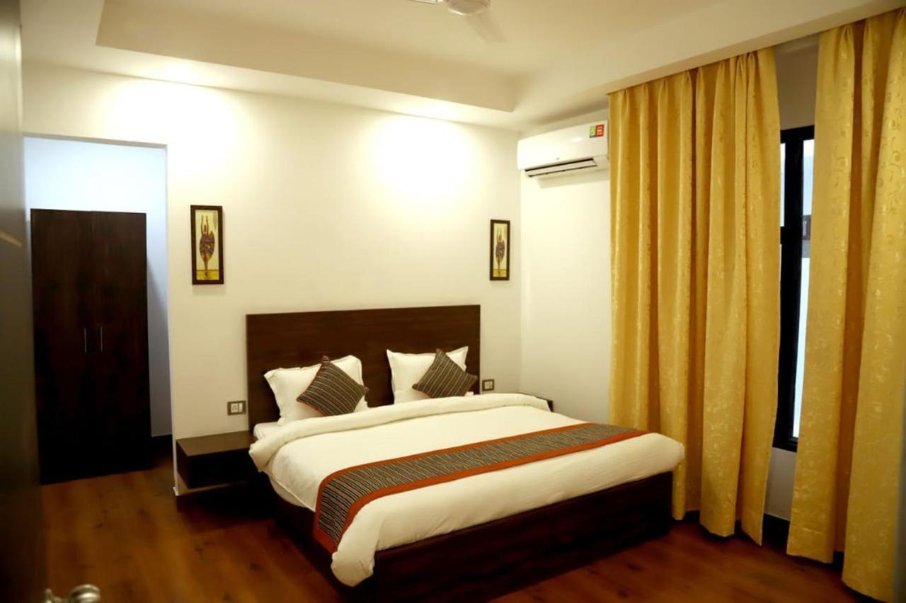Country Inn Hotels & Resorts Vrindāvan Extérieur photo