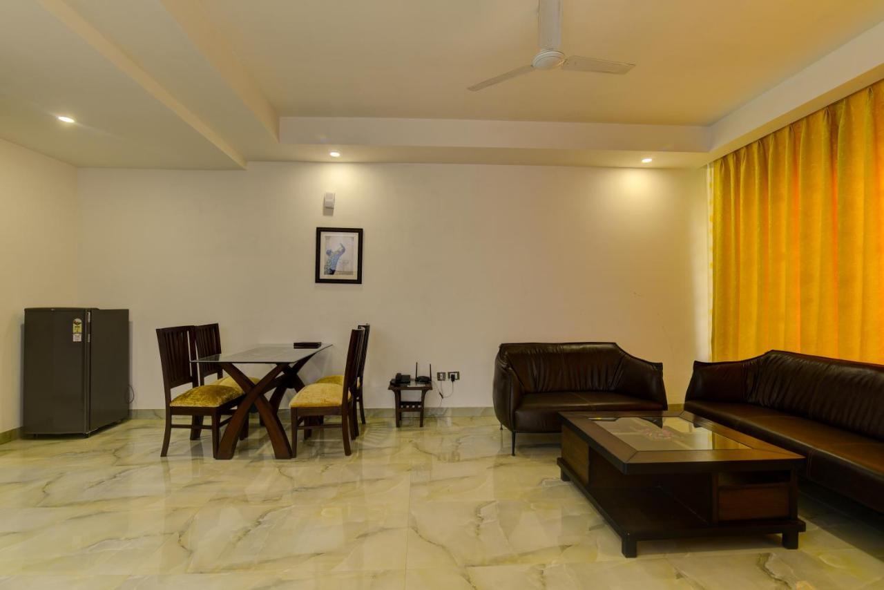 Country Inn Hotels & Resorts Vrindāvan Extérieur photo