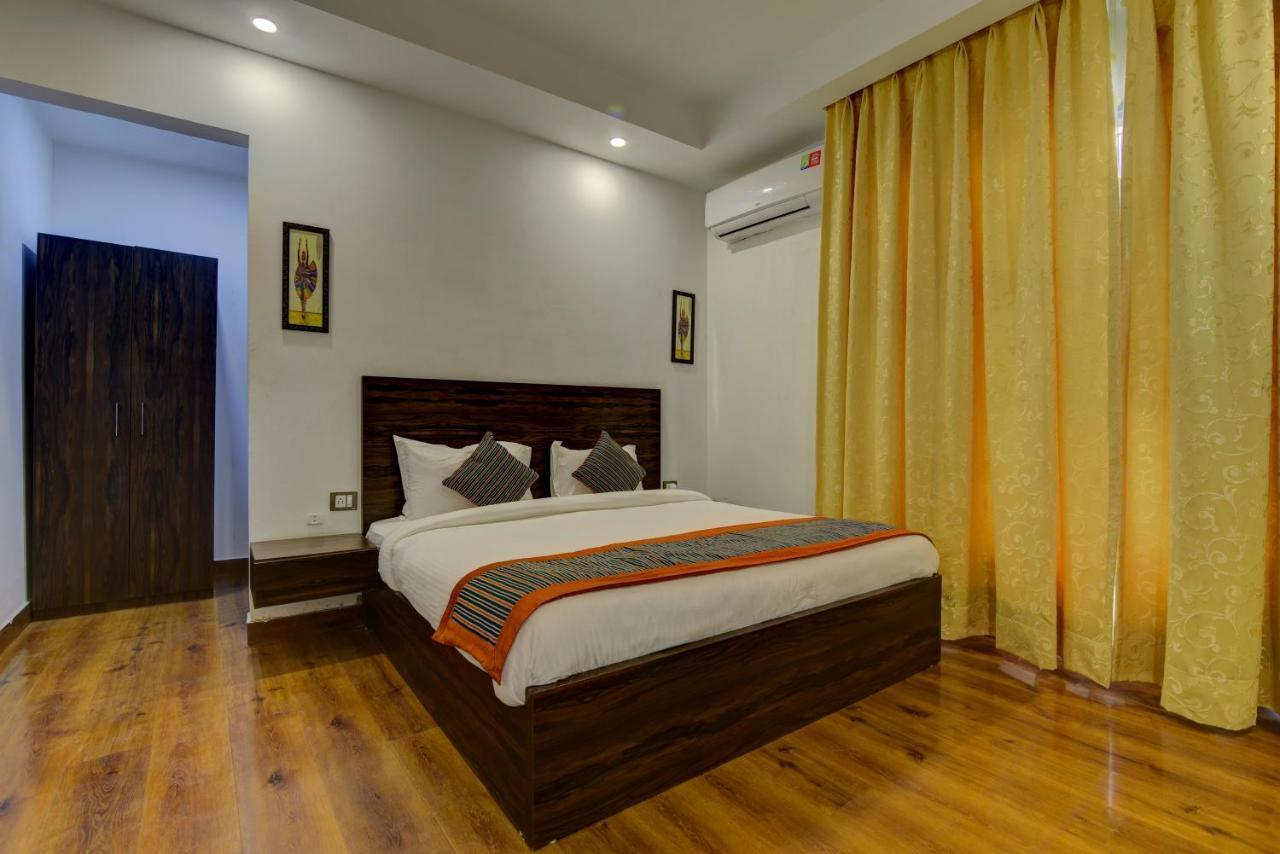 Country Inn Hotels & Resorts Vrindāvan Extérieur photo